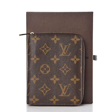 passport cases louis vuitton|Louis Vuitton passport holder monogram.